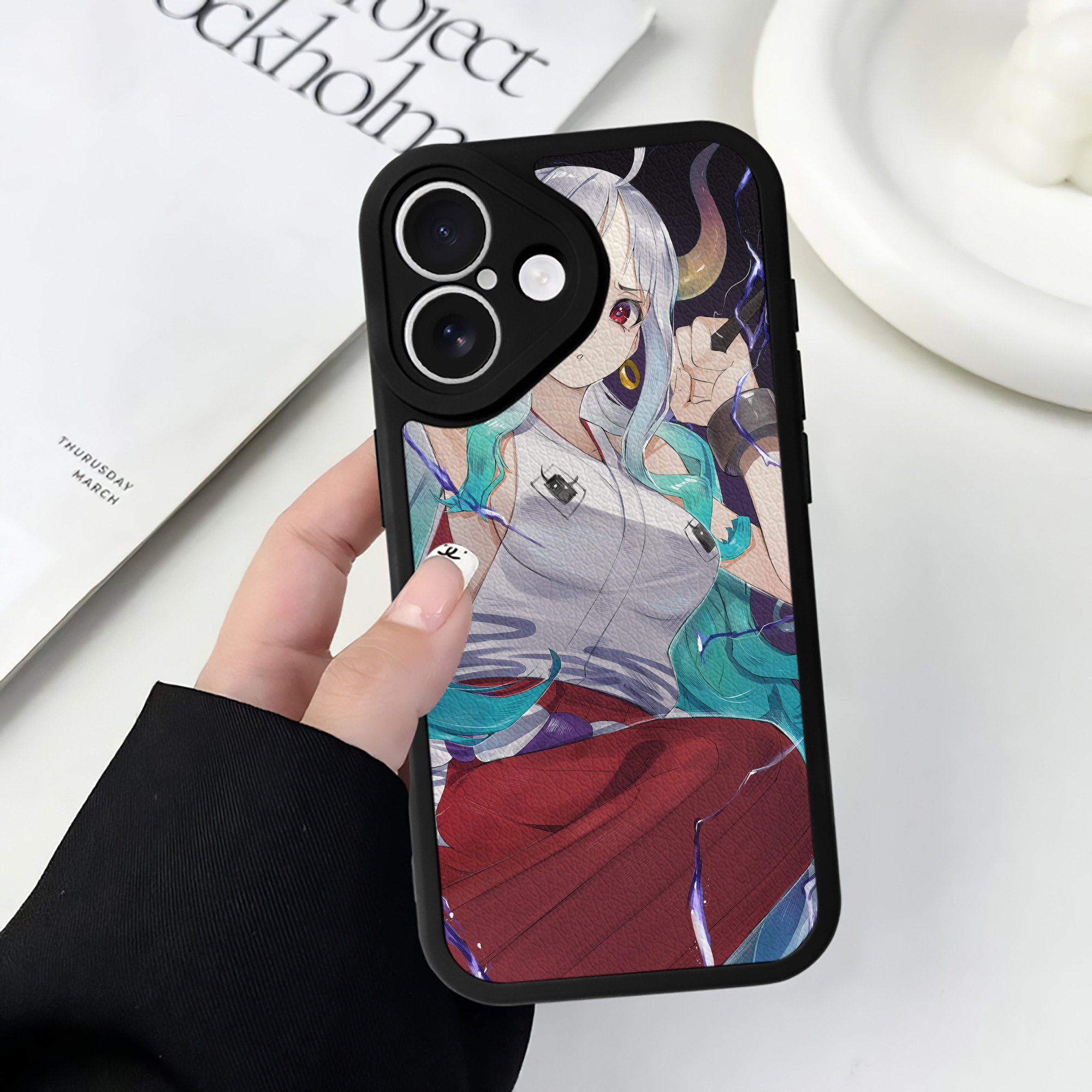 （画像用） ワンピース ONE PIECE 【iPhone 16シリーズ対応】シリコンスマホケース（レザー調） 材質：シリコン